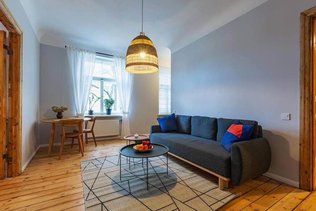 Apartamento Design With Vintage Twist In Central *